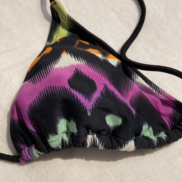 Rip curl bikini top with beads size small - Picture 12 of 14